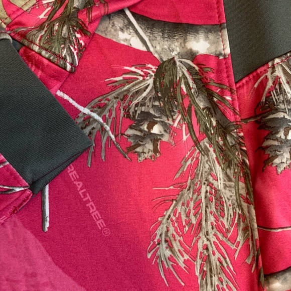 Real tree pullover - Picture 2 of 4